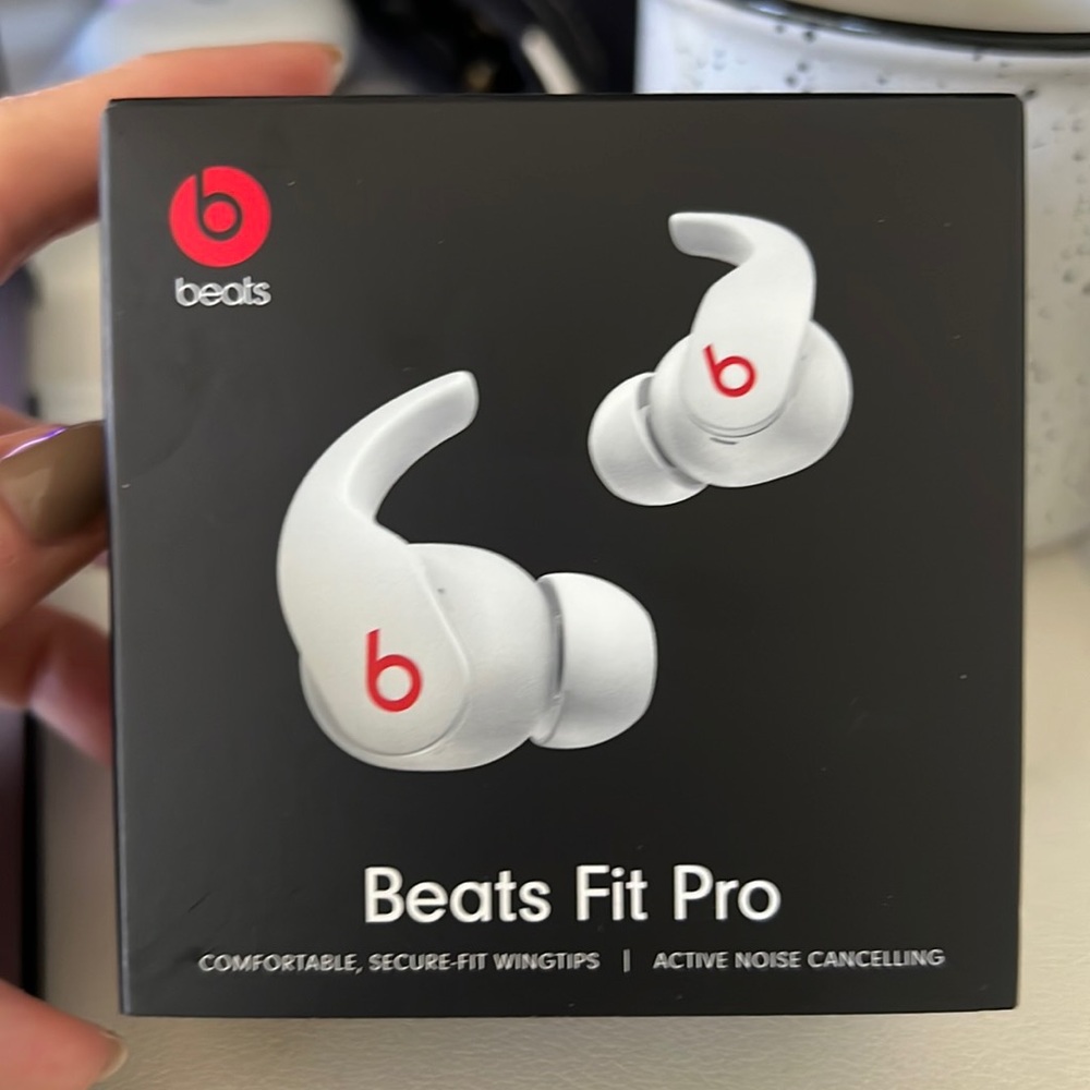 Beats fit Pro